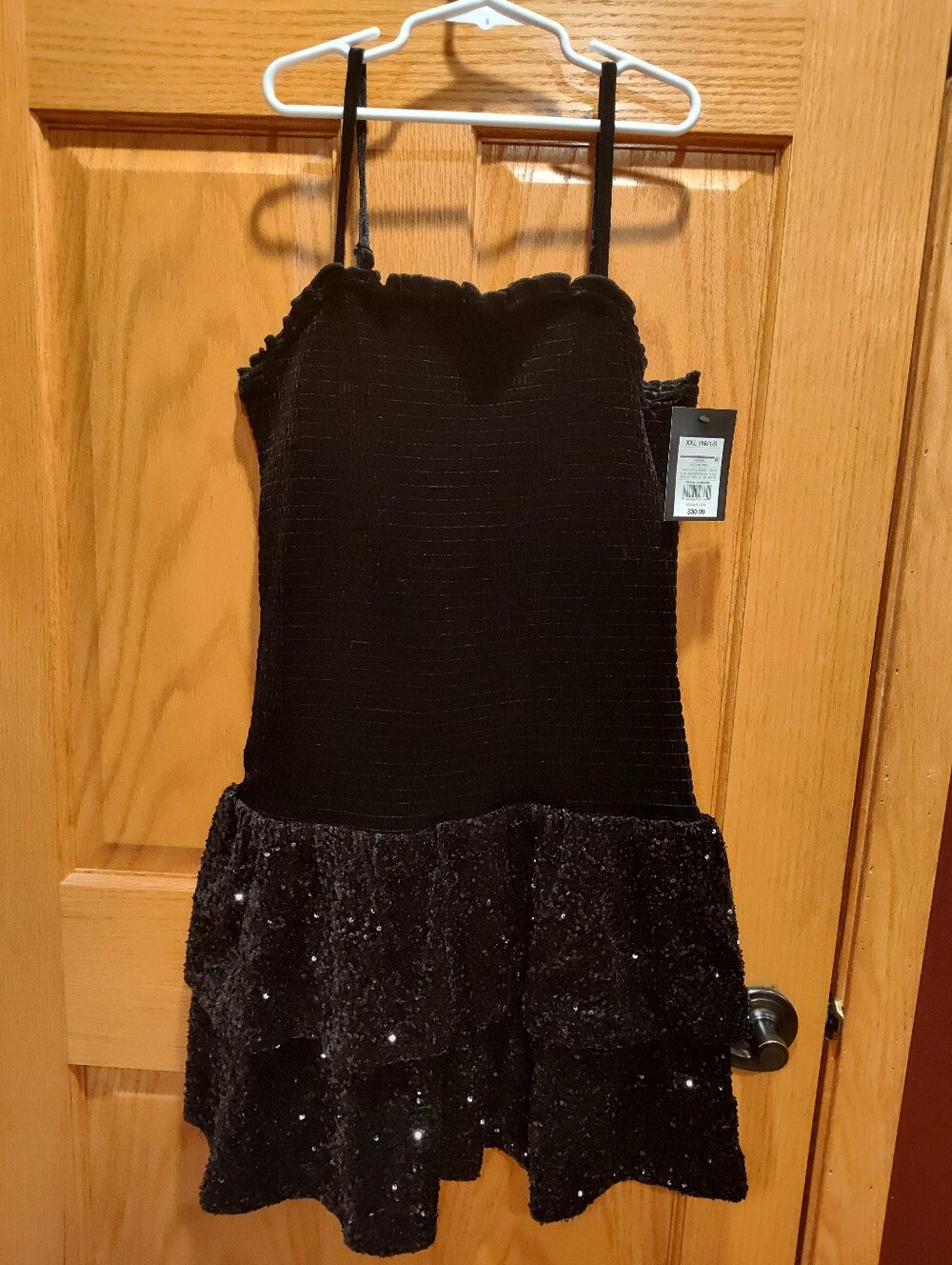 Art Class Smocked, Sequin Tiered Black Dress, XXL (16-18)